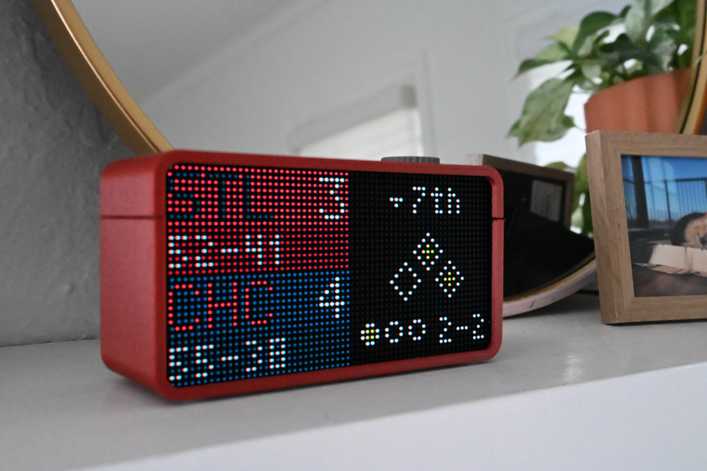 Marquee — the retro smart display
